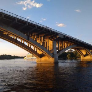 Brücke Kiev